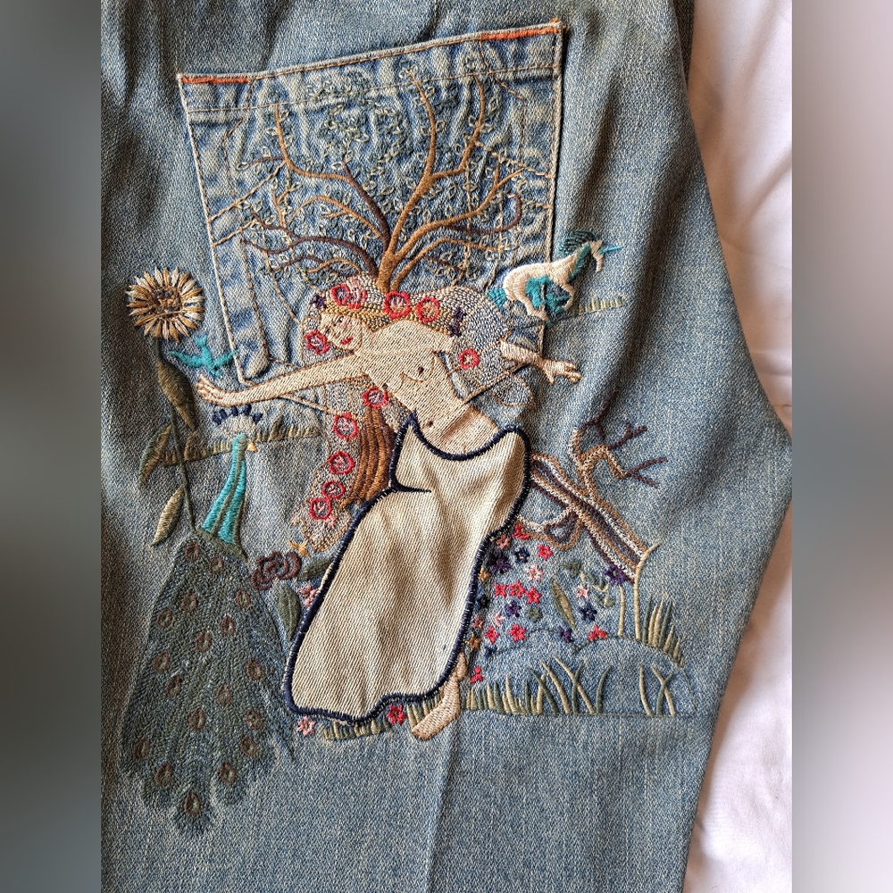 True religion size might have originally been a 29 but they've been adjusted.